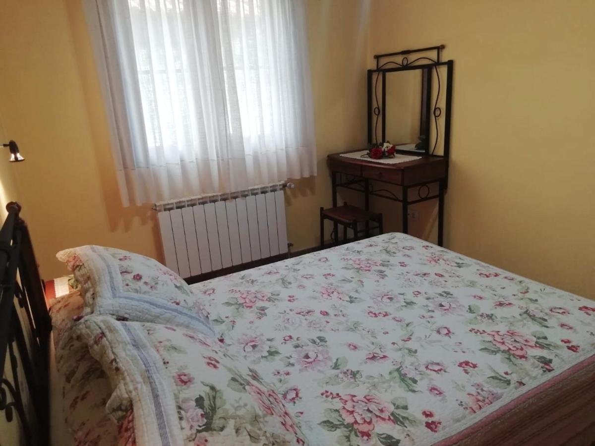 Apartamentos Rurales La Vina Onís Kültér fotó