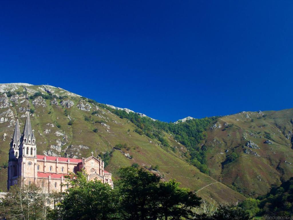 Apartamentos Rurales La Vina Onís Kültér fotó